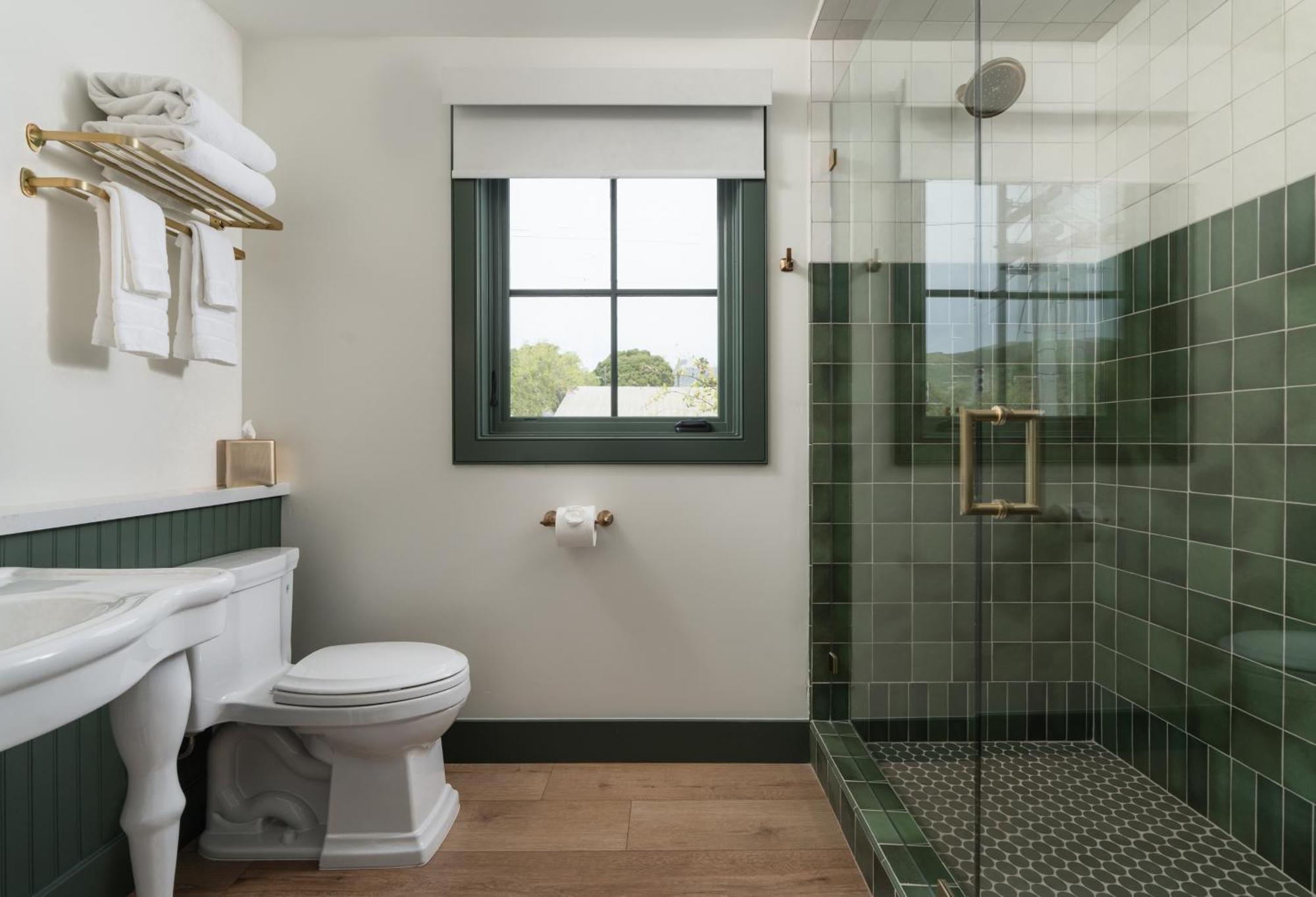 Petit Soleil - Bed, Breakfast And Bar Bed & Breakfast San Luis Obispo Exterior foto
